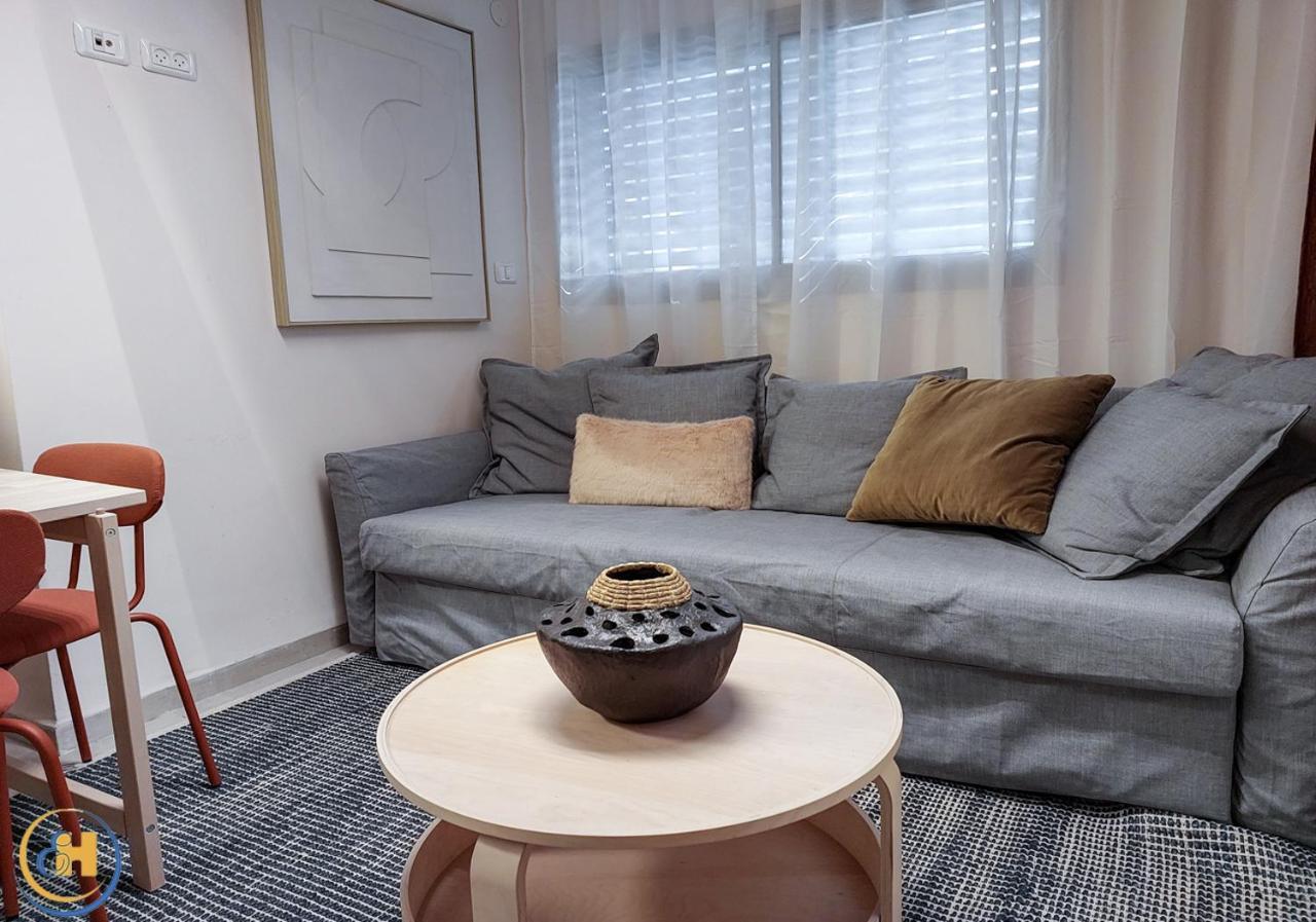 Eshkol Housing Haifa-Disraeli Urban & Business Boutique Apartments Complex Exteriör bild