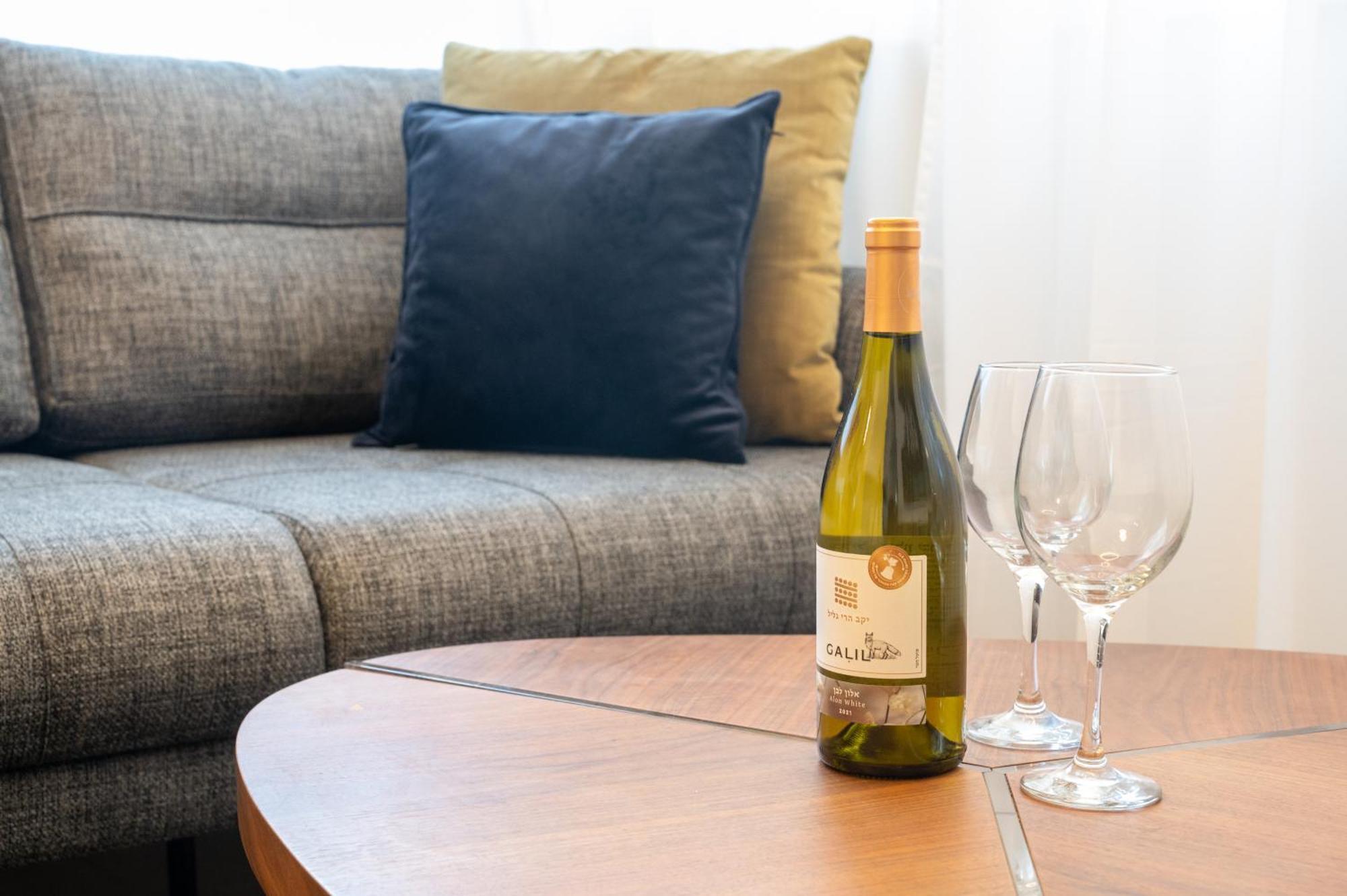Eshkol Housing Haifa-Disraeli Urban & Business Boutique Apartments Complex Exteriör bild