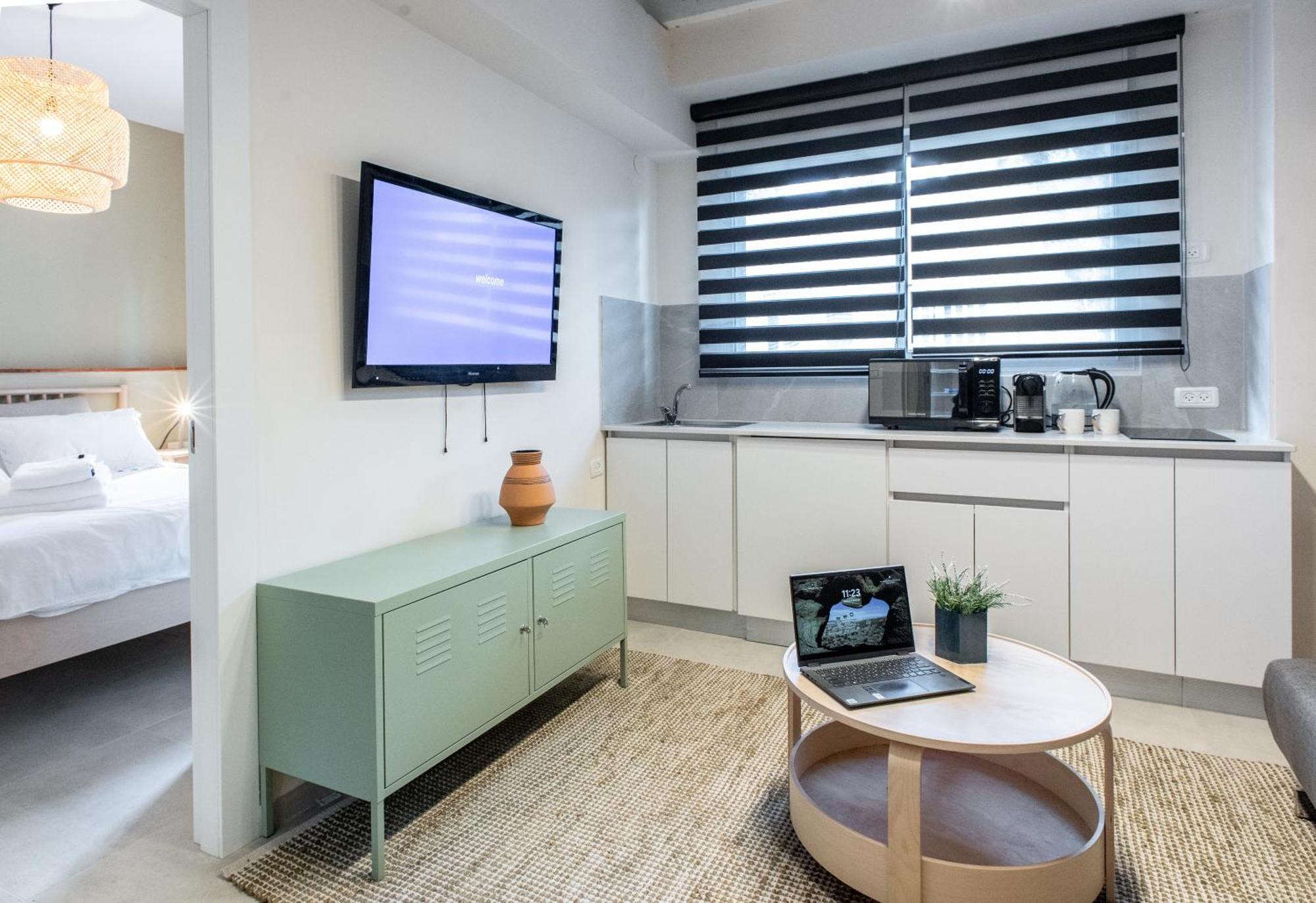 Eshkol Housing Haifa-Disraeli Urban & Business Boutique Apartments Complex Exteriör bild